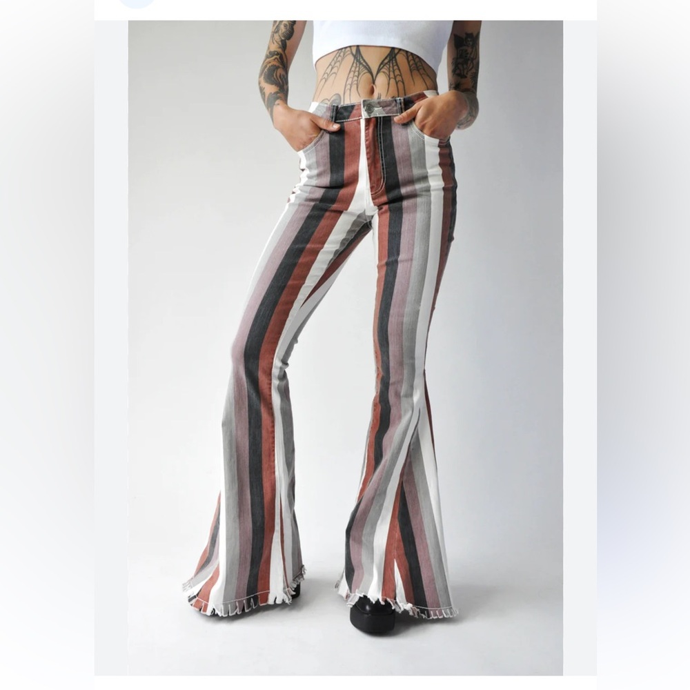 Striped Flare Pants - Picture 3 of 9